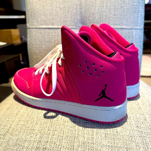 Girls Nike Jordan Shoes - Hot Pink - Picture 3 of 6